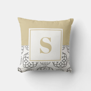 Op maat gemaakt Beige Grijs Patroon met Monogram Kussen
