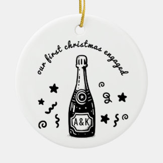Op maat gemaakt monogram Eerste kerst Verloving Or Keramisch Ornament