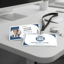 Op maat gemaakt naamkaartje voor medewerkers met l badge
