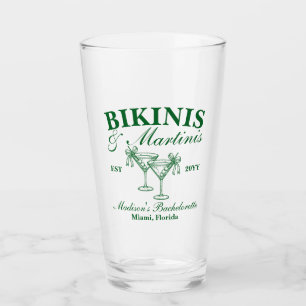 Op maat gemaakte bikinibroekjes en martini's vrijg glas