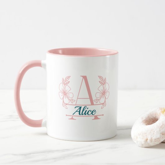 Op maat gemaakte eerste bloemige monogrammok mok (Met donut)