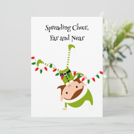 Op maat gemaakte Elf QR-code Kerstkaart met zwaaie (Staand voorkant)
