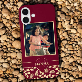 Op maat gemaakte familiefoto monogram naam bladere iPhone 16 plus hoesje
