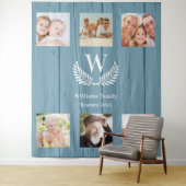 Op maat gemaakte fotocollage met monogram in het b wandkleed (In situ)