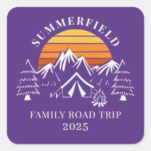 Op maat gemaakte gezinsvakantie roadtrip kamperen vierkante sticker