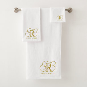 Op maat gemaakte gouden initialen van het monogram bad handdoek