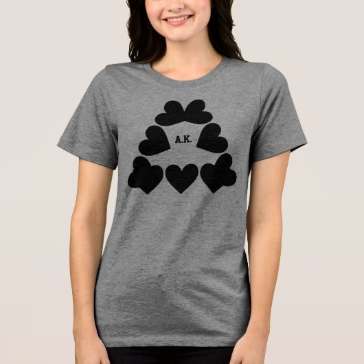 Op maat gemaakte initiële hart driehoek dames Tri-Blend shirt (Voorkant)