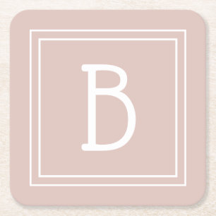 Op maat gemaakte moderne roze en witte initiaal me kartonnen onderzetters