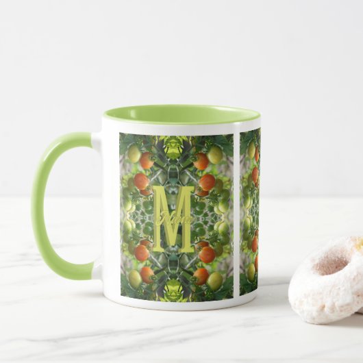 Op maat gemaakte monogram initiaal naam cherrytoma mok (Met donut)