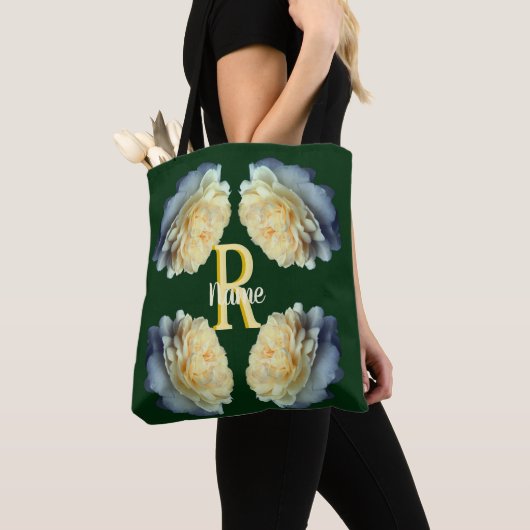 Op maat gemaakte monogram initiaal naam gele rozen tote bag (Dichtbij)