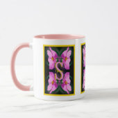 Op maat gemaakte monogram initiaal naam Roze Cosmo Mok (Links)