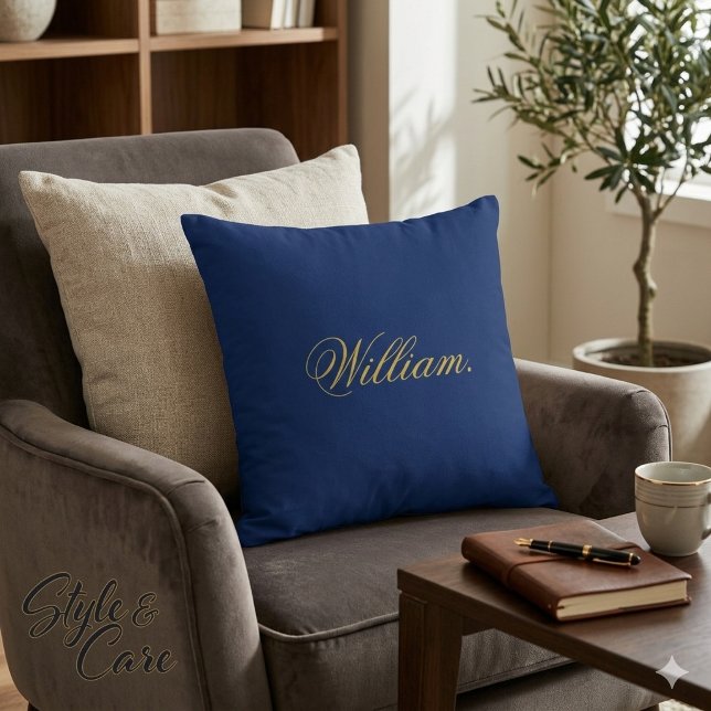 Op maat gemaakte Navy Worpkussen met Naam voor Gez Kussen (Customizable Name Navy Throw Pillow for Cozy Decor)
