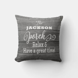Op maat gemaakte rustieke porch familie monogram k kussen