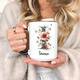 Op maat gemaakte wilde bloemen monogram mok voor v
