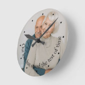 Op maat gesneden heeft onze liefde de tijdtoets ge ronde klok (Hoek)