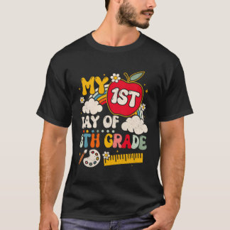 Op mijn eerste dag in de achtste klas ben ik 13 ja t-shirt