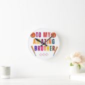 Op mijn geweldige broerdag ronde klok (Huis)