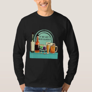 Op mijn leeftijd heb ik glazen volwassen cocktail t-shirt