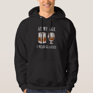 Op mijn leeftijd heb je bril nodig die Mannen is v Hoodie