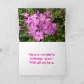 Op mijn oma verjaardag  roze bloemen kaart (Binnen)