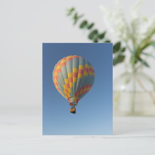 Op, omhoog en weg briefkaart (Staand voorkant)