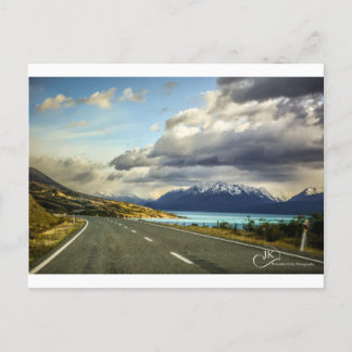 Op weg naar Mt Cook door het meer van Pukaki Briefkaart