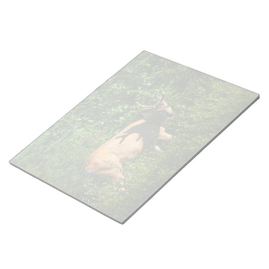 Op weg zijn notitieblok (Schuin)