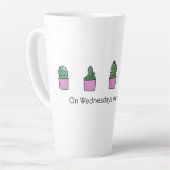 Op woensdag Draag we Roze Latte Mok (Linkerhoek)