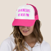 Op woensdag Draag we Roze Trucker Pet (In situ)