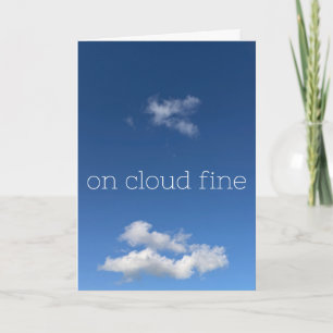 Op wolk fijne grap minimalistische blauwe lucht kaart