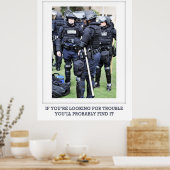 Op zoek naar problemen - Politie in Poster met opr (Keuken)