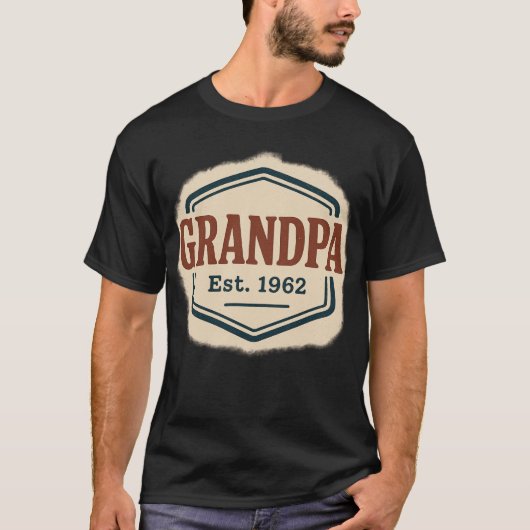 Opa Est. 1962 T-shirt –  Retro Badge (Voorkant)