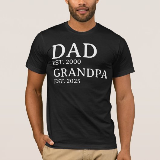 Opa heeft Est gepersonaliseerd. gewoontejaren T-shirt (Voorkant)
