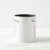 Opa in afwachting van verrassende roze Baby voetaf Mok (Midden)