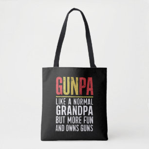 Opa is net als een normale opa maar leuker en bezi tote bag