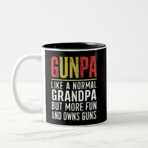 Opa is net als een normale opa maar leuker en bezi tweekleurige koffiemok