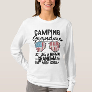 Opa kamperen net als een normale opa alleen Mu T-shirt