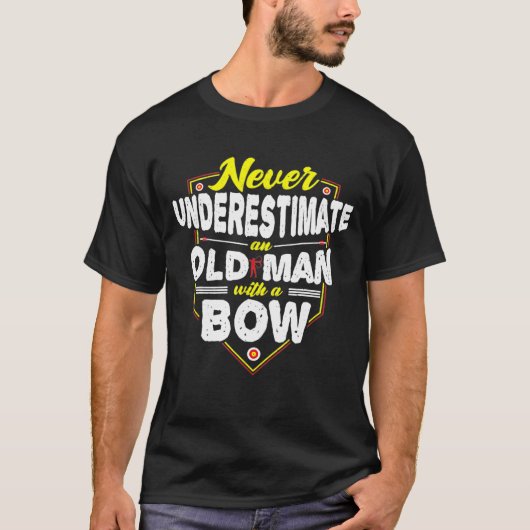 Opa onderschat nooit een oude Man T-shirt (Voorkant)