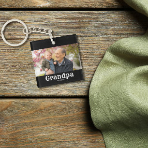 Opa Opgericht opgericht. Wit schrift foto Sleutelhanger