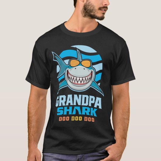 Opa Shark T-shirt. Doo Doo Doo Gift T-shirt (Voorkant)