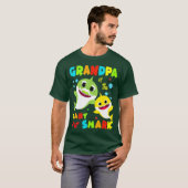 Opa van de Baby haaiendag opa haai T-shirt (Voorkant volledig)