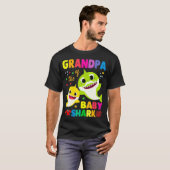 Opa van de Baby haaiendag opa haai _ T-shirt (Voorkant volledig)