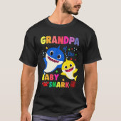 Opa van de Baby haaiendag opa haai T-shirt (Voorkant)