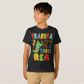 Opa van de Drie Rex 3e Verjaardag Jongen Dinosauru T-shirt (Voorkant volledig)