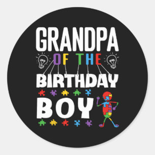 Opa van de verjaardagsjongen Autisme Bewustzijnspu Ronde Sticker
