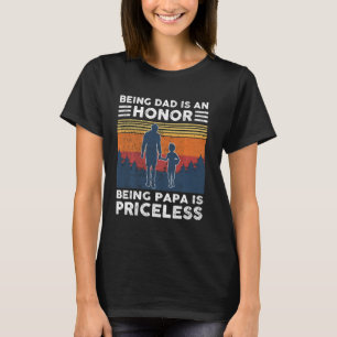 Opa zijn is een eerbetoon dat Papa geen prijs heef T-shirt