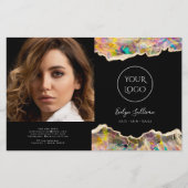 Opaal ontwerp op zwarte bifold brochure (Voorkant)