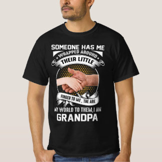 Opa's Little Finger - Hartverwarmende Familie Bond T-shirt