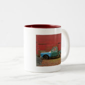 Opa's Truck Tweekleurige Koffiemok (Voorkant rechts)