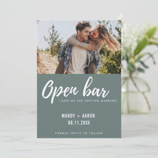 Open Bar Modern Photo Wedding Funny Save the Date (Staand voorkant)